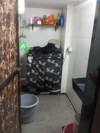 1 BHK Flat for Sale in Bander Pakhadi, Mumbai