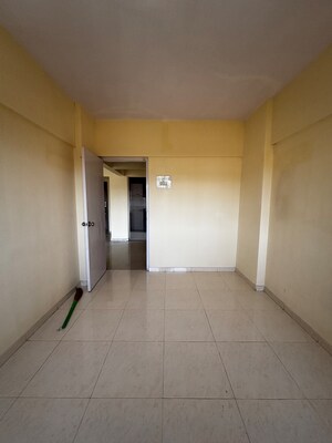 Hall in 2 BHK Apartment at Pimpri Pada – for Rent