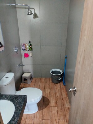  2 BHK Apartment at Kalpataru Paramount, Kapur Bawdi – for Sale