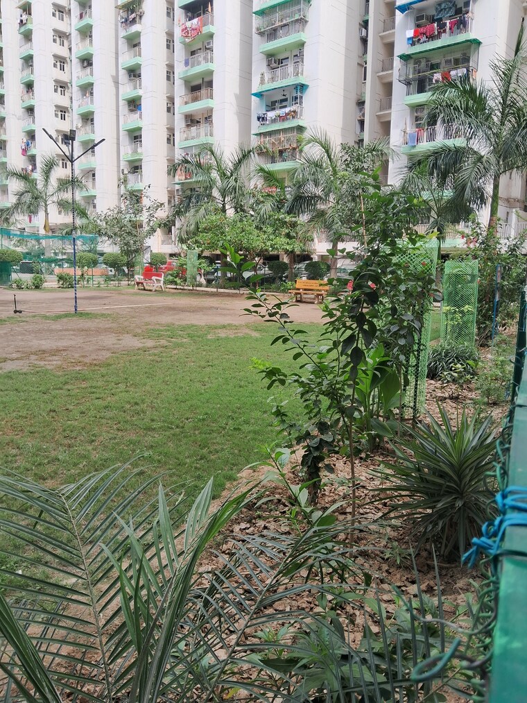 Garden, proview-officer-city 3 Bedroom 1341 Sq.Ft. Apartment In Raj Nagar Extension Ghaziabad 10222161