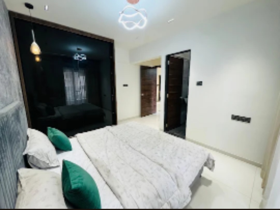 3 BHK Apartment For Rent in Amit Sereno