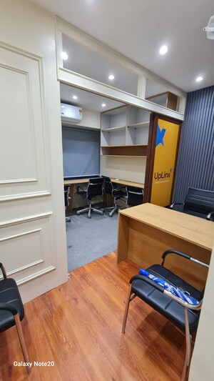  Office Space For Rent in Vile Parle East