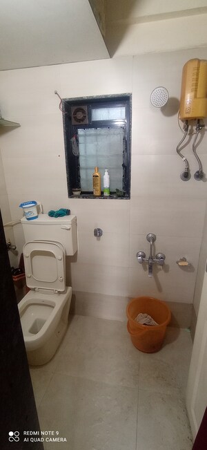 Bathroom in 1 BHK Apartment at Dombivli West – for Rent