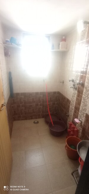 Bathroom in 1 BHK Apartment at Dombivli West – for Rent