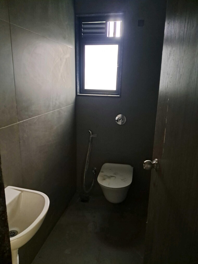 Bathroom, dnk-square Commercial Office Space 1200 Sq.Ft. In Viman Nagar Pune 10222206
