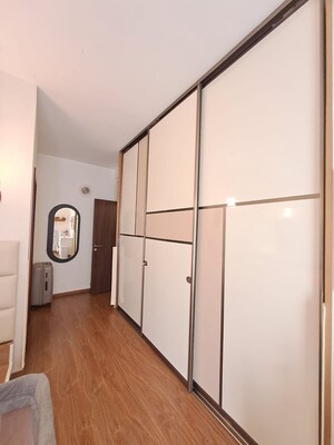 Room in 3.5 BHK Apartment at Karle Zenith Residence, Nagavara – for Rent