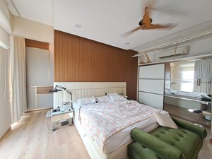 Bedroom in 3.5 BHK Apartment at Karle Zenith Residence, Nagavara – for Rent