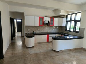 Kitchen in 3 BHK Apartment at Atlantis CGHS, Sector 47 – for Rent