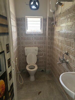 Bathroom in 3 BHK Apartment at Sristi Plaza, Chinar Park – for Rent