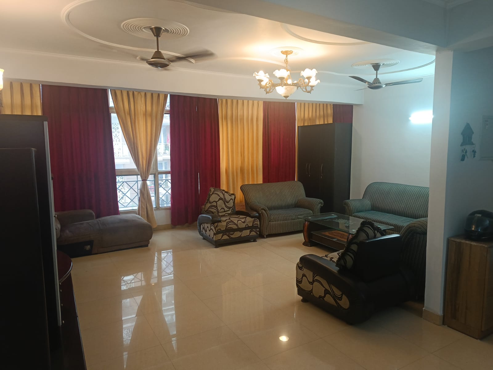 2 BHK 1400 Sq.Ft. Apartment in Hewo Apartments Gurgaon