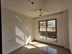 2 BHK + Extra Room Apartment For Rent in Hiranandani Atlantis