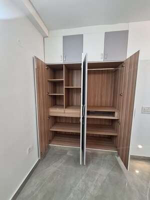 Staircase in 3 BHK Builder Floor at Sector 48 – for Rent