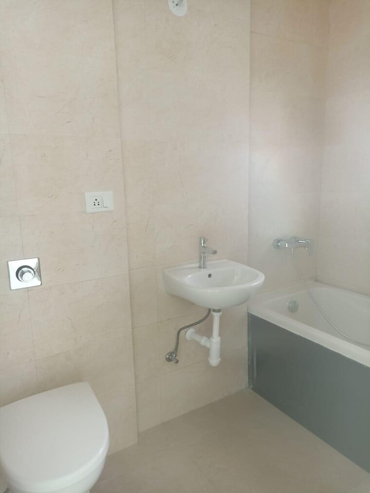 Bathroom, runwal-bliss 4 Bedroom 1800 Sq.Ft. Apartment In Kanjurmarg East Mumbai 10222569