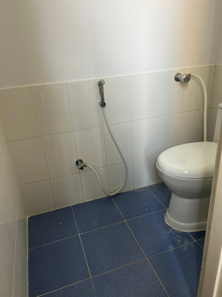 Bathroom, abd-homes 3.5 Bedroom 1700 Sq.Ft. Apartment In Bannerghatta Road Bangalore 10224387