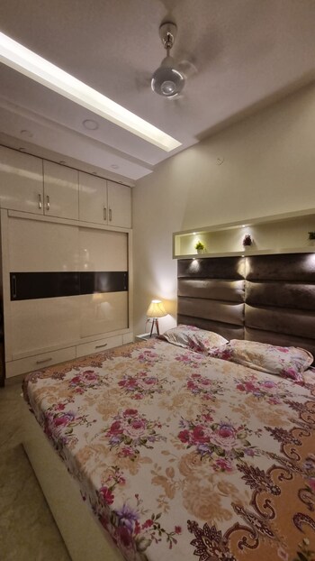 3 BHK Builder Floor for Sale in Vaishali Sector 5, Ghaziabad