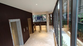 Prestige Lake Vista