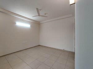 Room in 2 BHK Apartment at Bhartiya City, Thanisandra Main Road – for Rent