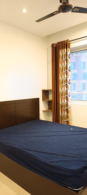 Bedroom in 2 BHK Apartment at Lodha Fiorenza, Goregaon East – for Rent