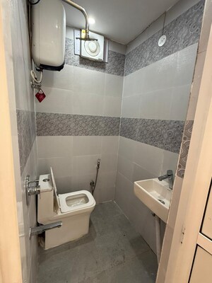 Bathroom in 1 BHK Builder Floor at Lajpat Nagar – for Rent