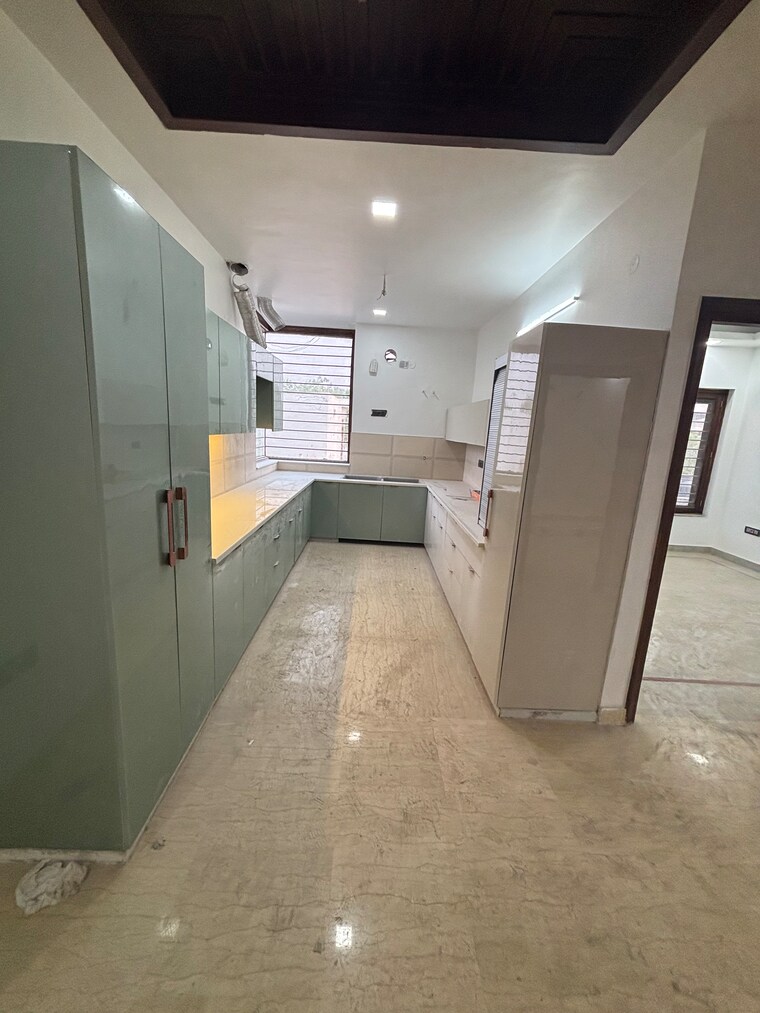 Kitchen, sector 37 2 Bedroom 1828 Sq.Ft. Builder Floor In Sector 37 Faridabad 10231349