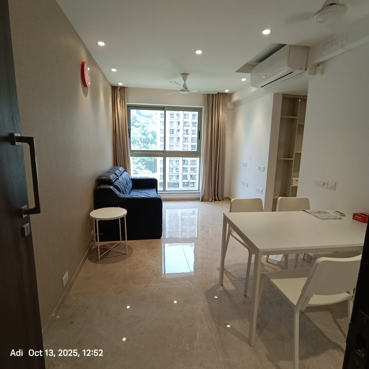 1 BHK Apartment For Rent in Hiranandani Regent Hill