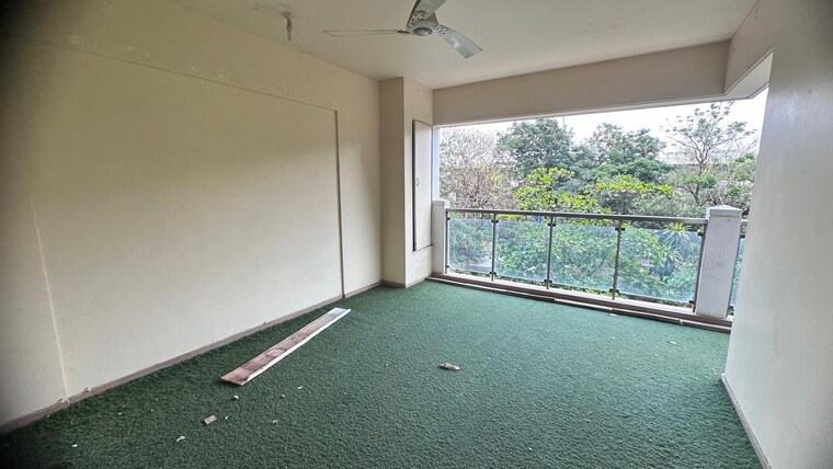 Room, landmark-garden 3.5 Bedroom 2450 Sq.Ft. Apartment In Kalyani Nagar Pune 10231311