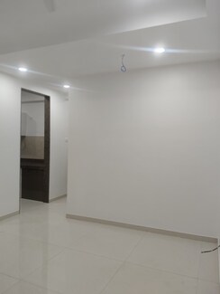 2 BHK + Study Room Apartment For Sale in Sunteck Avenue 2