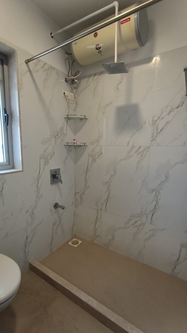 Bathroom, suraj-tranquil-bay-1 3 Bedroom 1500 Sq.Ft. Apartment In Prabhadevi Mumbai 10231348