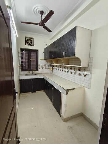 2 BHK Builder Floor for Rent in Vasant Kunj, Delhi