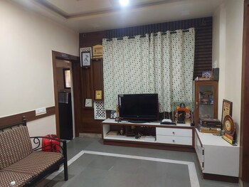 1 BHK House for Rent in Koregaon Park Annexe, Pune