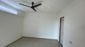 2 BHK Flat for Sale in Ulwe Sector 3, Navi Mumbai