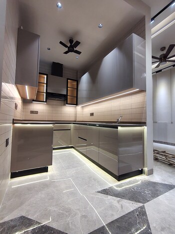 2 BHK Builder Floor for Sale in Lajpat Nagar I, Delhi