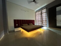 3.5 BHK + Servant Room Apartment For Rent in Ansal Celebrity Meadows