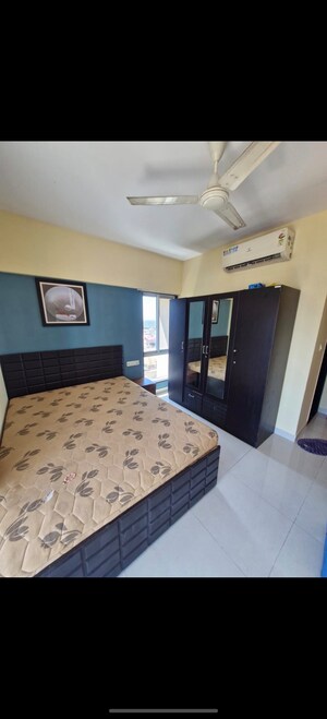 Bedroom in 2 BHK Apartment at Royal Oasis, Malad West – for Rent