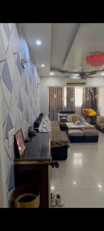 Homes 121