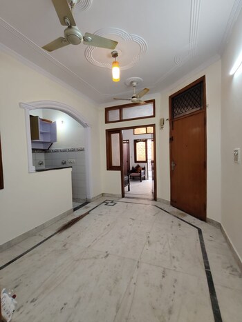 2 BHK Builder Floor for Rent in Govindpuri, Delhi