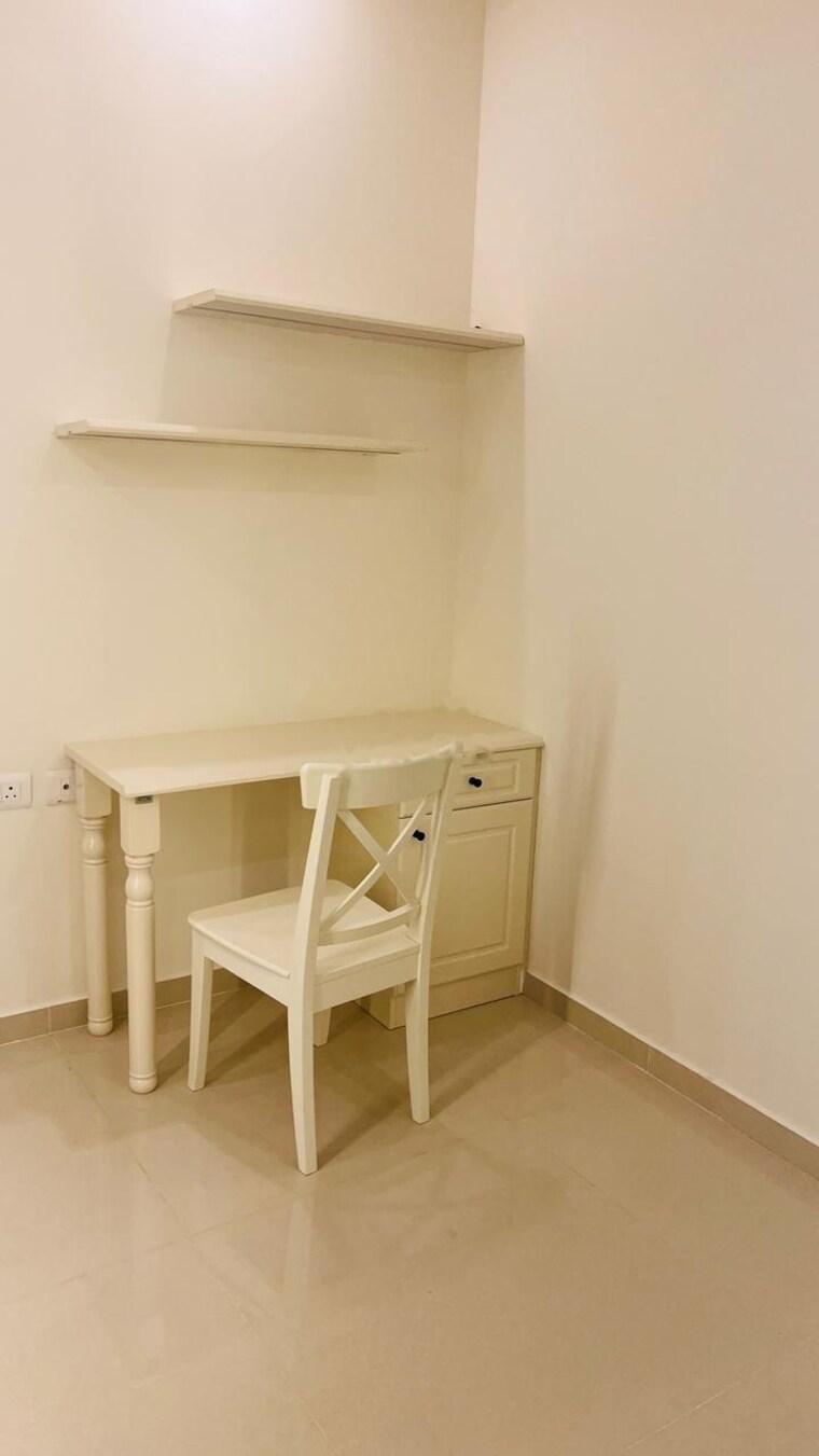 Bathroom, l-t-raintree-boulevard 3 Bedroom 1800 Sq.Ft. Apartment In Hebbal Bangalore 10238961