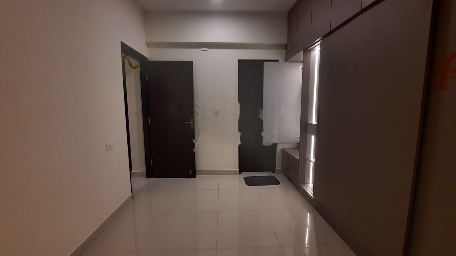 4 BHK Apartment For Rent in L&T Raintree Boulevard
