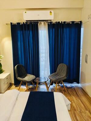 Team Area in 1 BHK Apartment at Paramount Golfforeste, Zeta I Greater Noida – for Rent