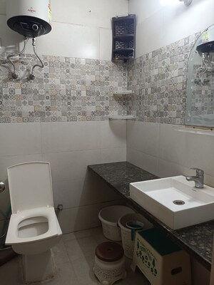 Team Area in 1 BHK Apartment at Paramount Golfforeste, Zeta I Greater Noida – for Rent