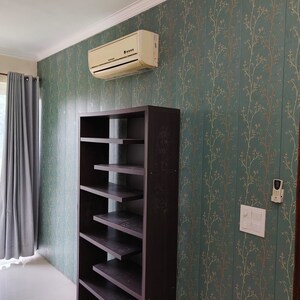 Furnished Amenities in 4 BHK Builder Floor at City Heights, Sector 39 – for Sale