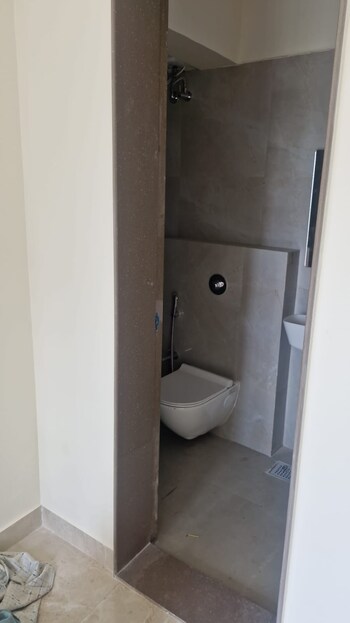 3 BHK Flat for Rent in Matunga West, Mumbai