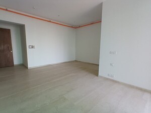 Room in 3 BHK Apartment at Kalpataru Immensa B, Kolshet Road – for Rent