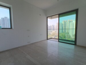 3 BHK Apartment For Rent in Kalpataru Immensa B, Kolshet Road