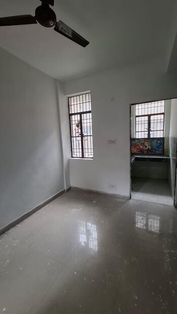 1.5 BHK Flat for Sale in Sector 10 Greater Noida, Greater Noida