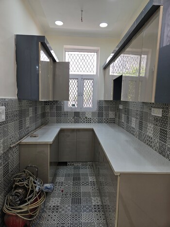 2 BHK Builder Floor for Sale in Green Fields Colony, Faridabad