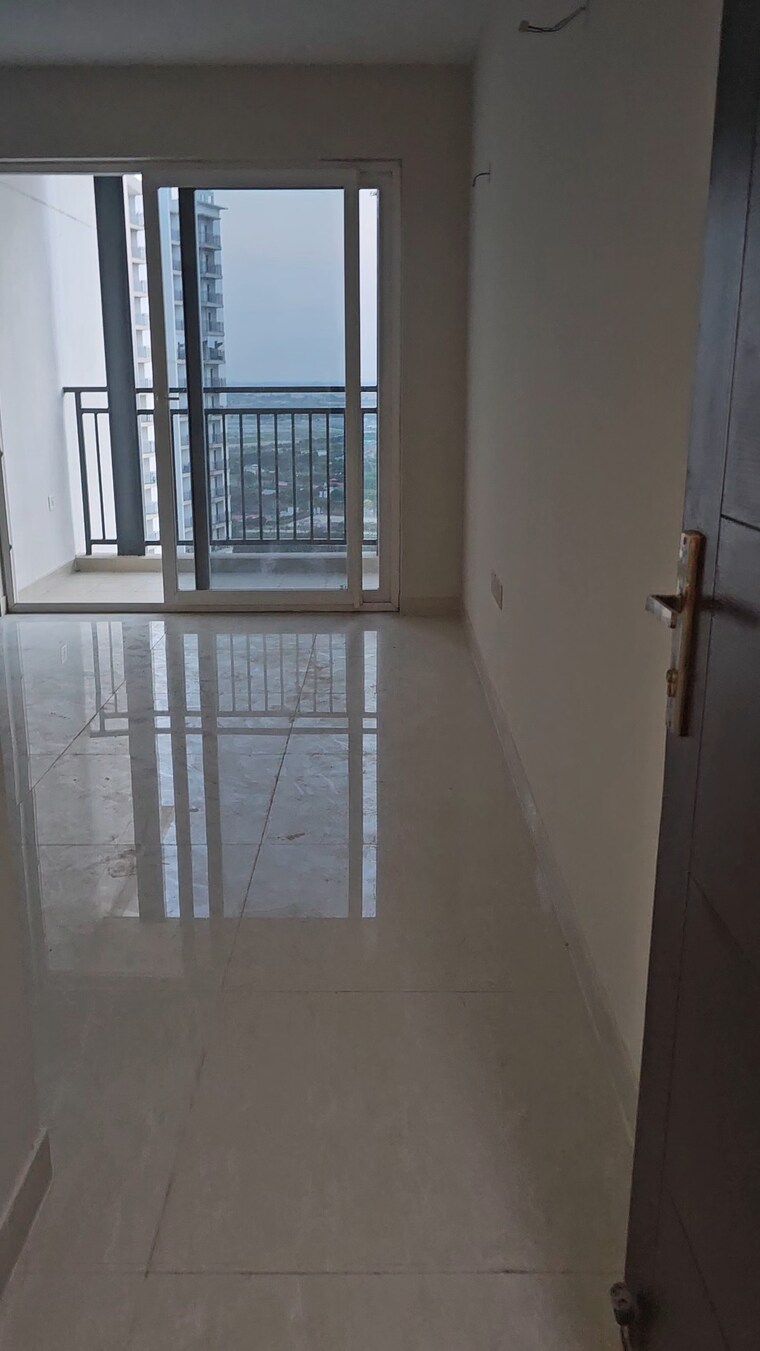 Living Room, eldeco-live-by-the-greens 3 Bedroom 1404 Sq.Ft. Apartment In Sector 150 Noida 10253836