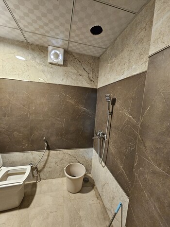 3 BHK Builder Floor for Sale in Indrapuram, Ghaziabad