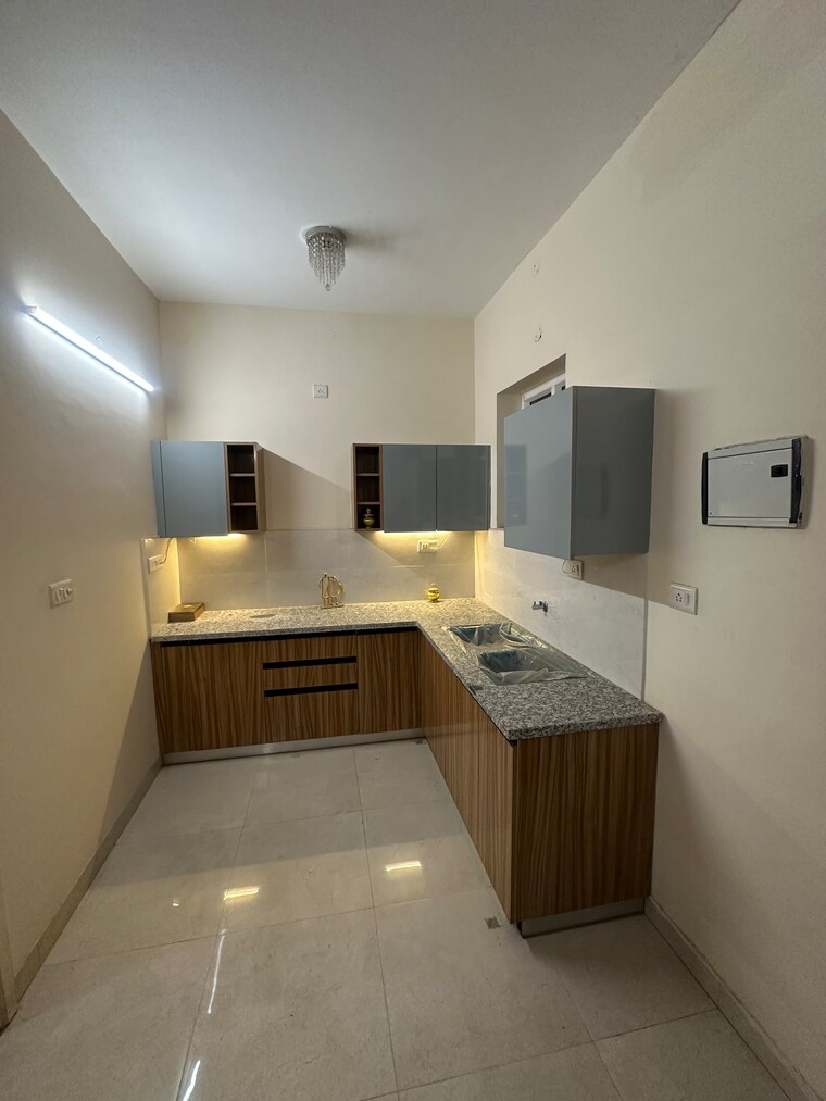 Kitchen, vaneet-woodbury-homes 2 Bedroom 925 Sq.Ft. Apartment In Central Derabassi Chandigarh 10266225