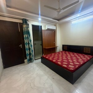 Bedroom in 3 BHK Apartment at Luxury Villa, Vijay Vihar – for Rent